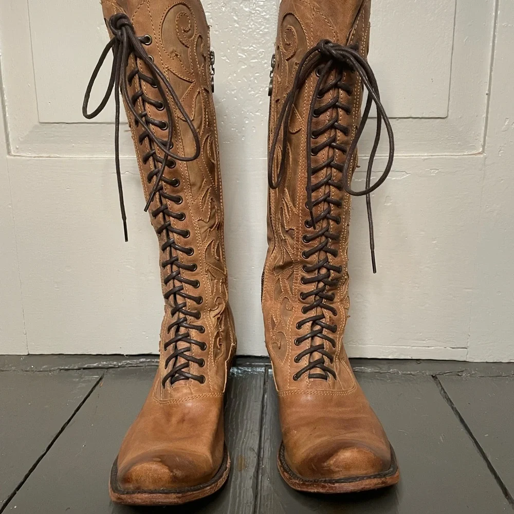 Elegant Tan Lace-Up Boots - Picture 2 of 6